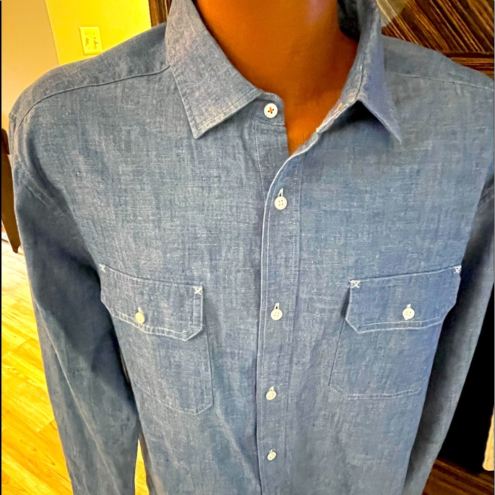 COPY - Chambray shirt NWT